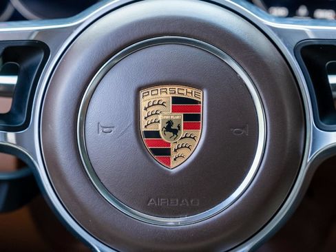 Used 2021 Porsche Cayenne AWD/4WD image 26