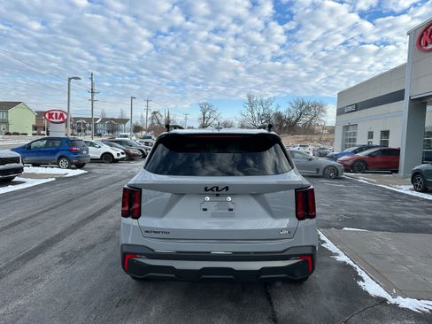 Used 2024 Kia Sorento X-Line EX image 6