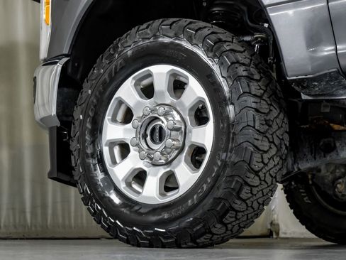 Used 2023 Ford F250 XLT w/ 360-Degree Camera Package AWD/4WD image 53