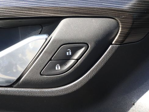 Used 2024 GMC Terrain SLE image 15