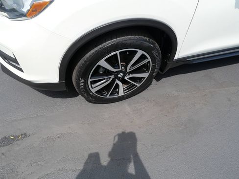 Used 2019 Nissan Rogue SL AWD/4WD image 33
