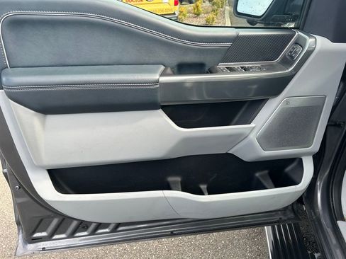 Used 2021 Ford F150 Limited image 16