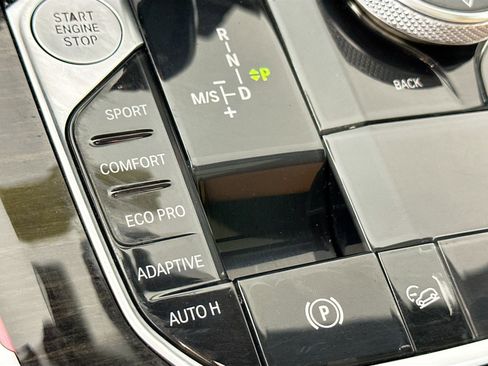 Used 2019 BMW X5 xDrive40i w/ Luxury Seating Package image 22