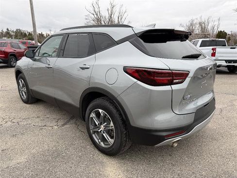 Used 2024 Chevrolet Blazer LT w/ Convenience Package image 4