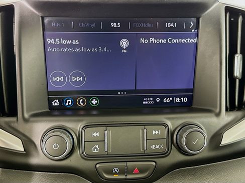 Used 2023 GMC Terrain SLT image 17