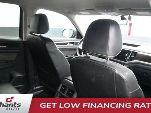 Used 2023 Volkswagen Atlas SE w/ Black Wheel Package AWD/4WD image 12