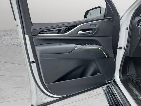 Used 2023 Cadillac Escalade ESV Sport w/ Touring Package image 36