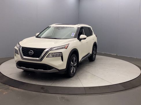 Used 2023 Nissan Rogue SL AWD/4WD image 8