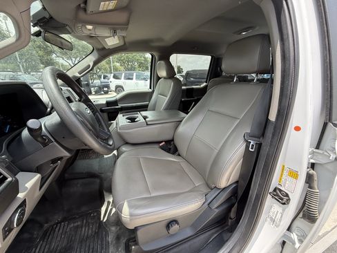 Used 2022 Ford F250 XL w/ Power Equipment Group RWD image 26