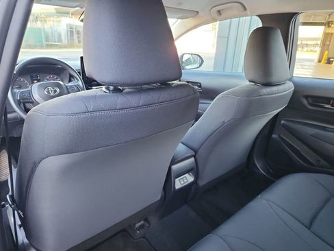 Used 2025 Toyota Corolla LE image 23