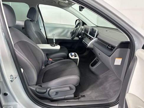 Used 2024 Hyundai Ioniq 5 SEL image 28