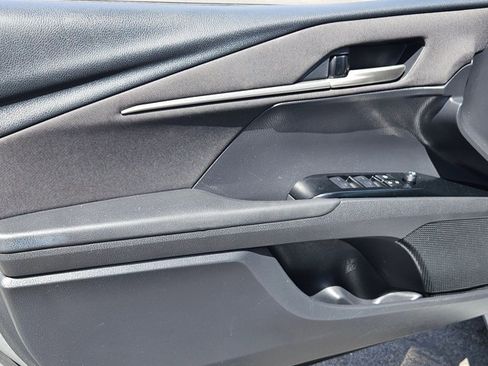 Used 2025 Toyota Camry LE FWD image 10