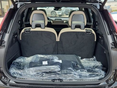 New 2026 Volvo XC90 B5 Plus image 17