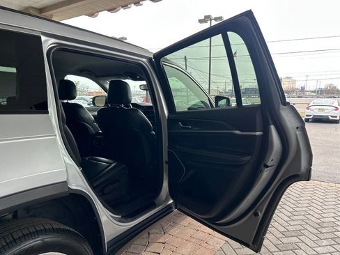 Used 2021 Jeep Grand Cherokee L Limited image 36