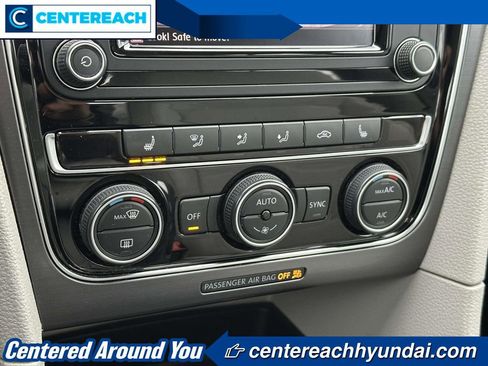 Used 2018 Volkswagen Passat 2.0T R-Line image 27