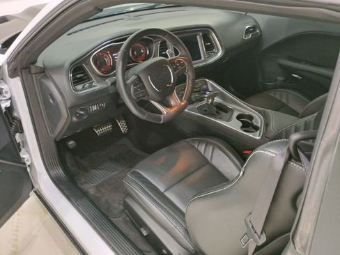 Used 2017 Dodge Challenger SRT Hellcat image 10