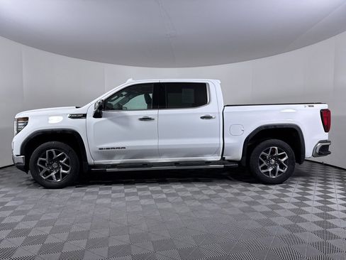 Used 2024 GMC Sierra 1500 SLT w/ SLT Premium Plus Package AWD/4WD image 9