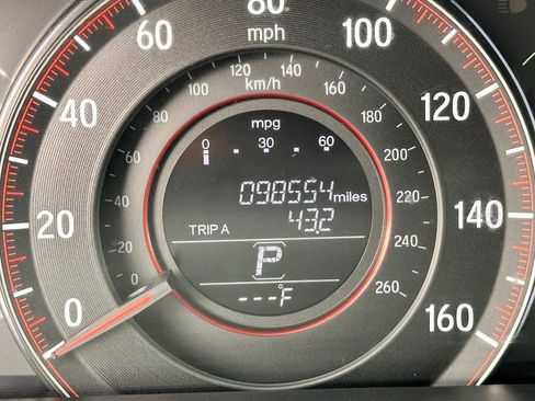 Used 2016 Honda Accord Sport image 14