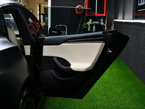 Used 2022 Tesla Model S Plaid AWD/4WD image 26