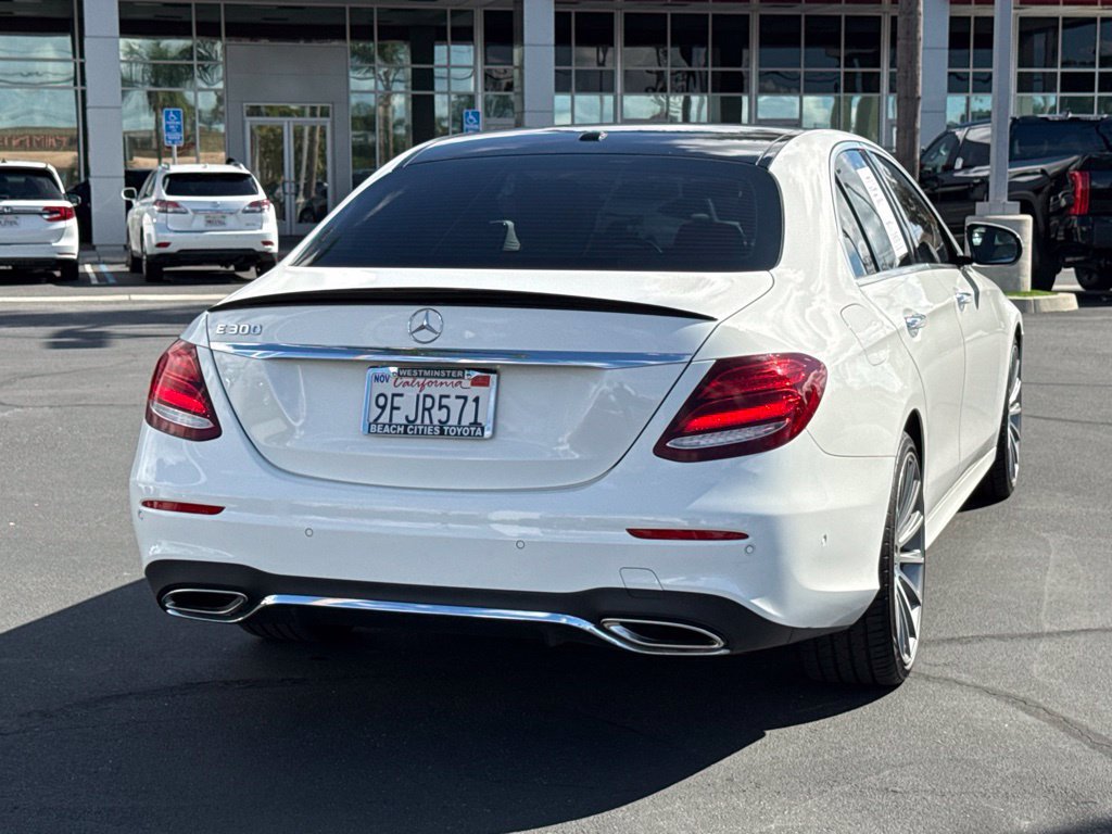 Used 2018 Mercedes-Benz E 300 image 11