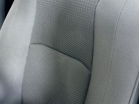 Used 2022 Honda HR-V EX image 18