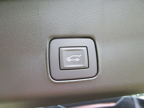 New 2026 Chevrolet TrailBlazer RS w/ Convenience Package FWD image 14