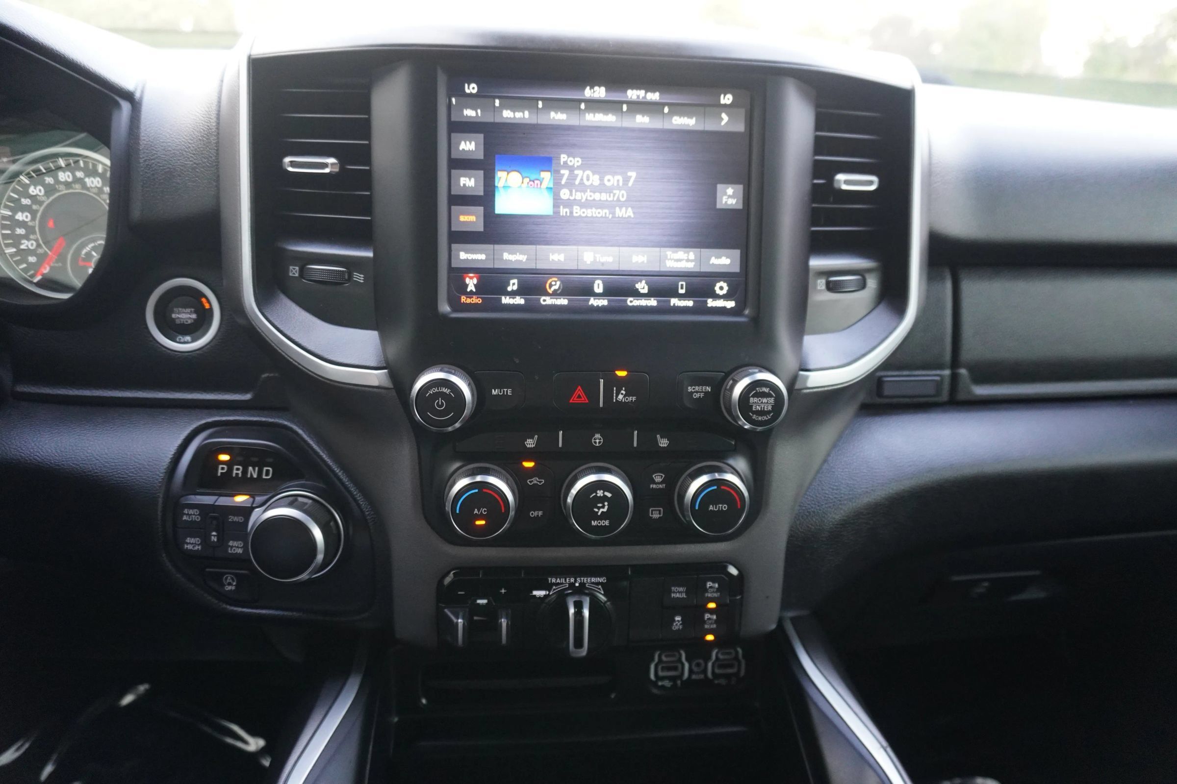 Used 2021 RAM 1500 Big Horn AWD/4WD image 19