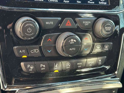 Used 2021 Jeep Grand Cherokee Limited w/ Quick Order Package 2GK 80th image 15