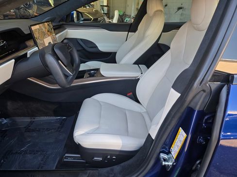 Used 2022 Tesla Model S AWD/4WD image 17