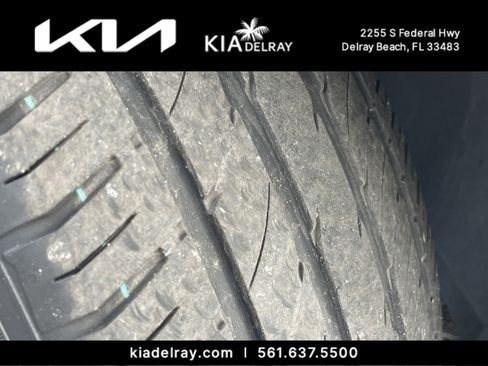 Used 2014 Ford Taurus SEL w/ Equipment Group 201A image 34