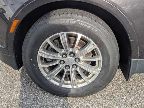 Certified 2019 Cadillac XT5 Luxury image 32