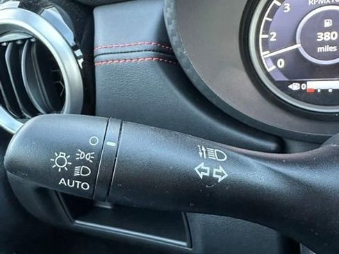 New 2025 Nissan Versa SR w/ Trunk Package image 24