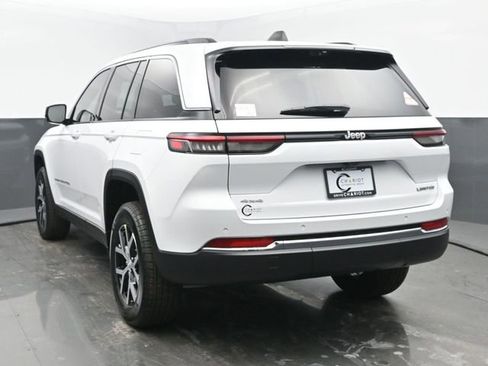 New 2025 Jeep Grand Cherokee Limited w/ Luxury Tech Group II AWD/4WD image 4