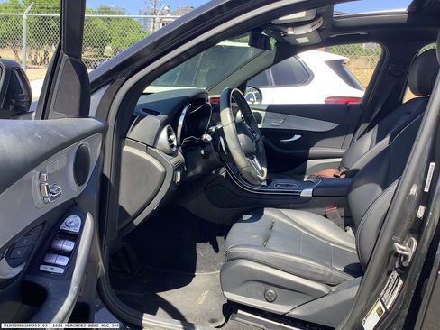 Used 2021 Mercedes-Benz GLC 300 image 7