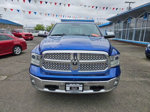 Used 2018 RAM 1500 Laramie w/ Convenience Group AWD/4WD image 2