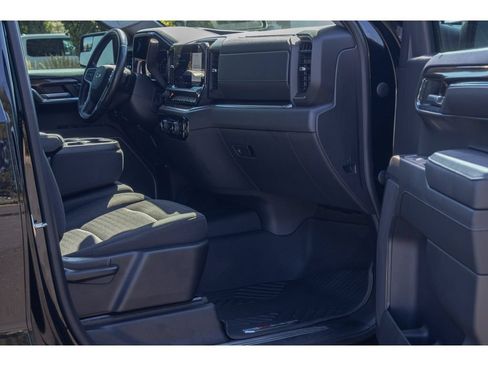 Used 2022 Chevrolet Silverado 1500 RST AWD/4WD image 10