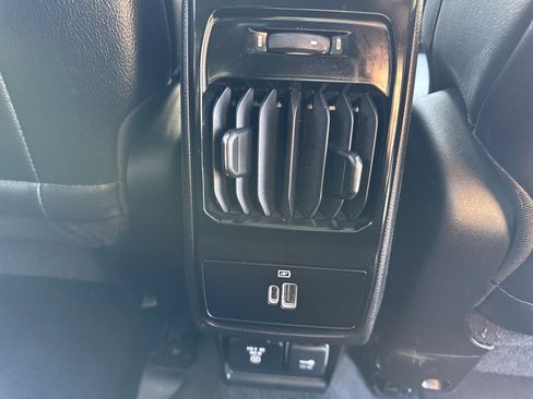 Used 2022 Jeep Compass Latitude w/ Convenience Group image 31