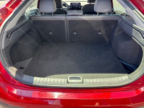 Used 2022 Hyundai Ioniq SE image 54