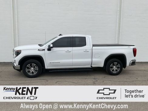 Used 2023 GMC Sierra 1500 SLE image 40