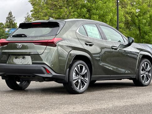 New 2026 Lexus UX 300h FWD image 4