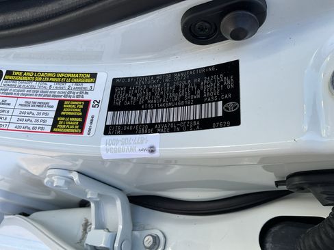 Used 2021 Toyota Camry SE FWD image 26