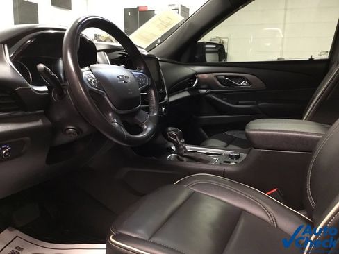 Used 2022 Chevrolet Traverse Premier w/ Redline Edition AWD/4WD image 24