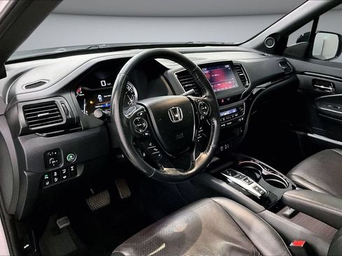 Used 2021 Honda Ridgeline Black Edition image 18