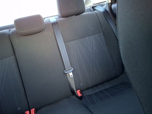 Used 2016 Ford Focus SE image 20