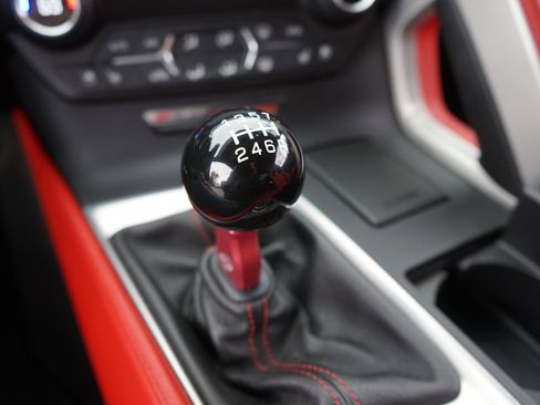 Used 2016 Chevrolet Corvette Z06 w/ Z07 Performance Package image 19