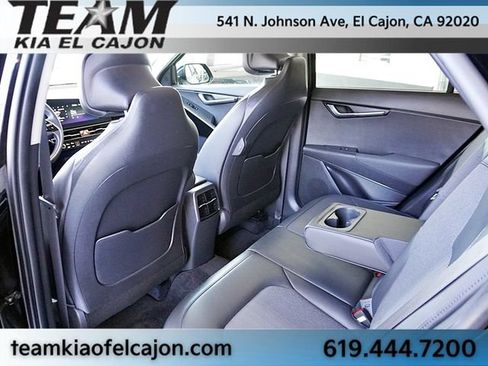 Certified 2024 Kia Niro EX FWD image 17
