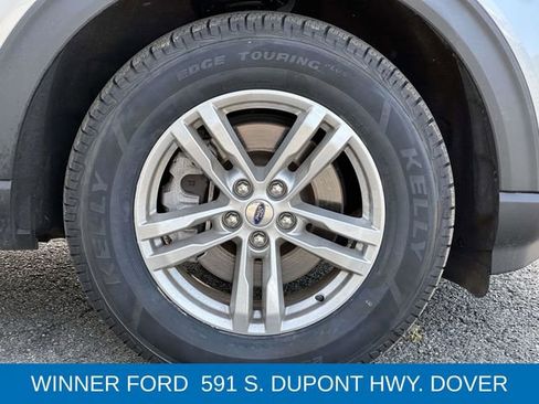 Certified 2023 Ford Explorer XLT w/ Equipment Group 202A AWD/4WD image 9
