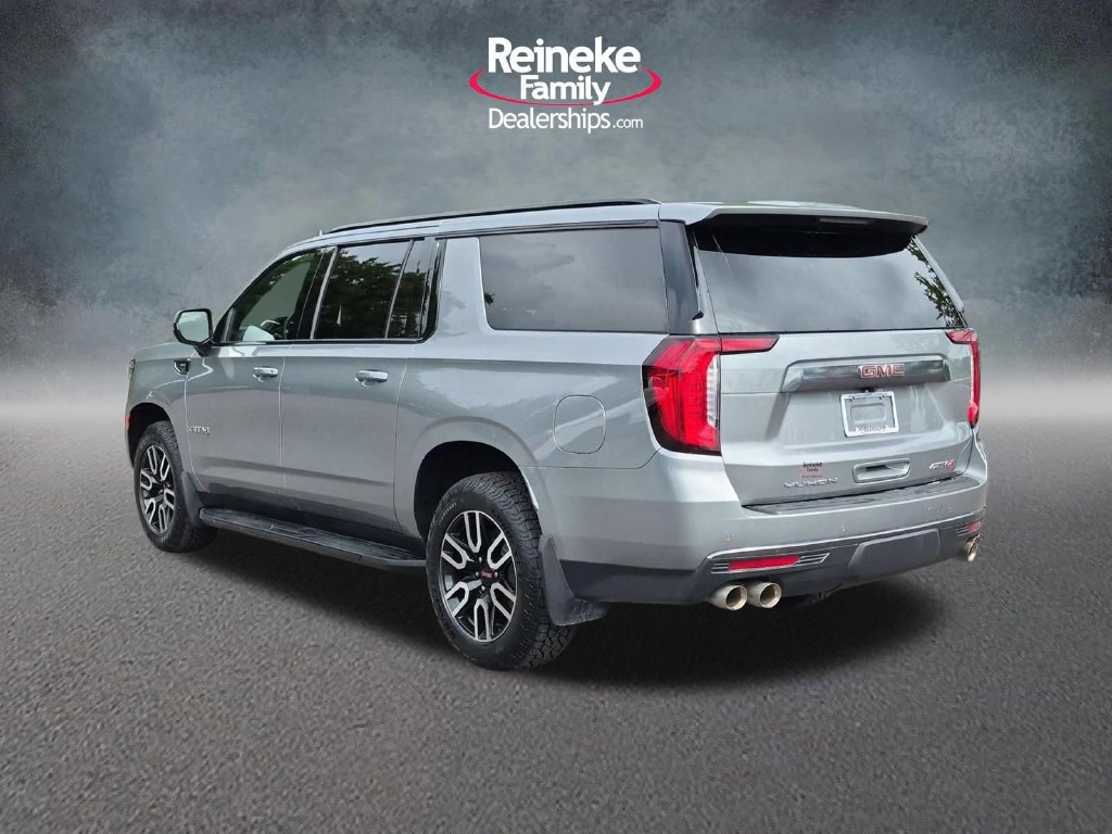 Used 2023 GMC Yukon XL AT4 AWD/4WD image 9