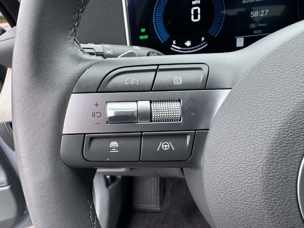 Used 2025 Hyundai Sonata SEL FWD image 20