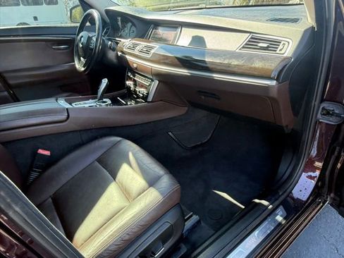 Used 2015 BMW 535i Gran Turismo image 10